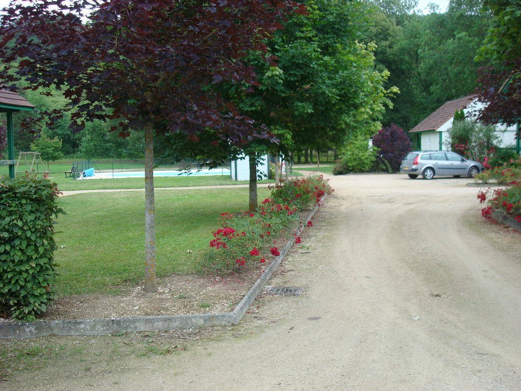 Village-Chalets Le Ru Du Pre Deux Rivieres Room photo