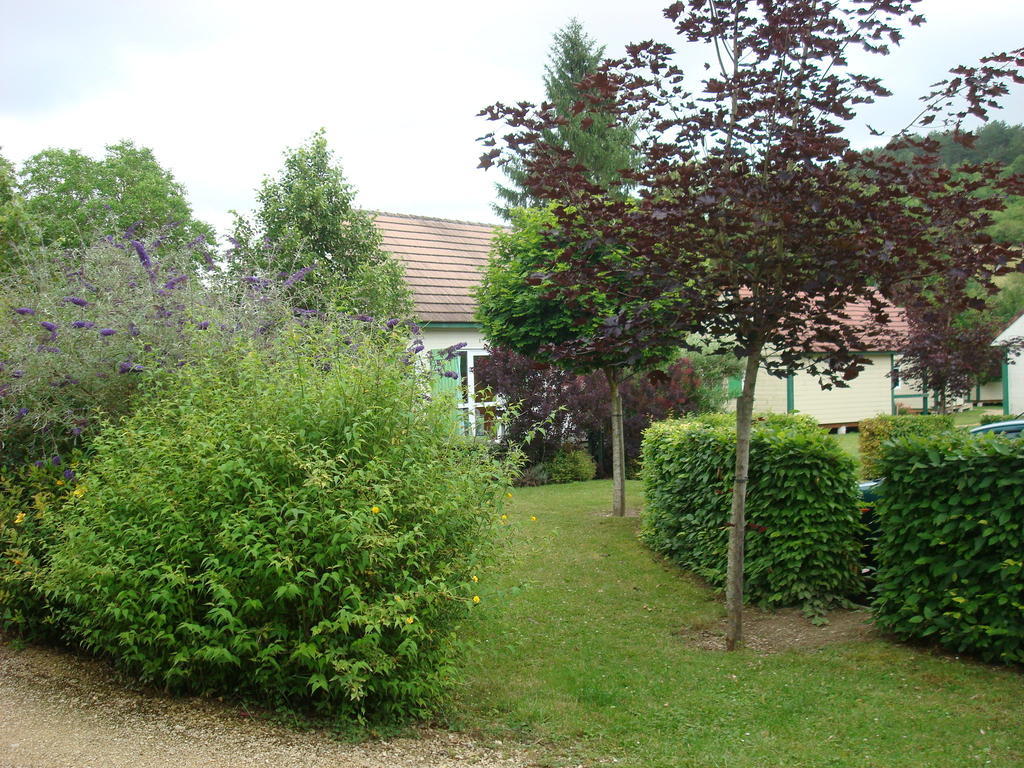 Village-Chalets Le Ru Du Pre Deux Rivieres Room photo